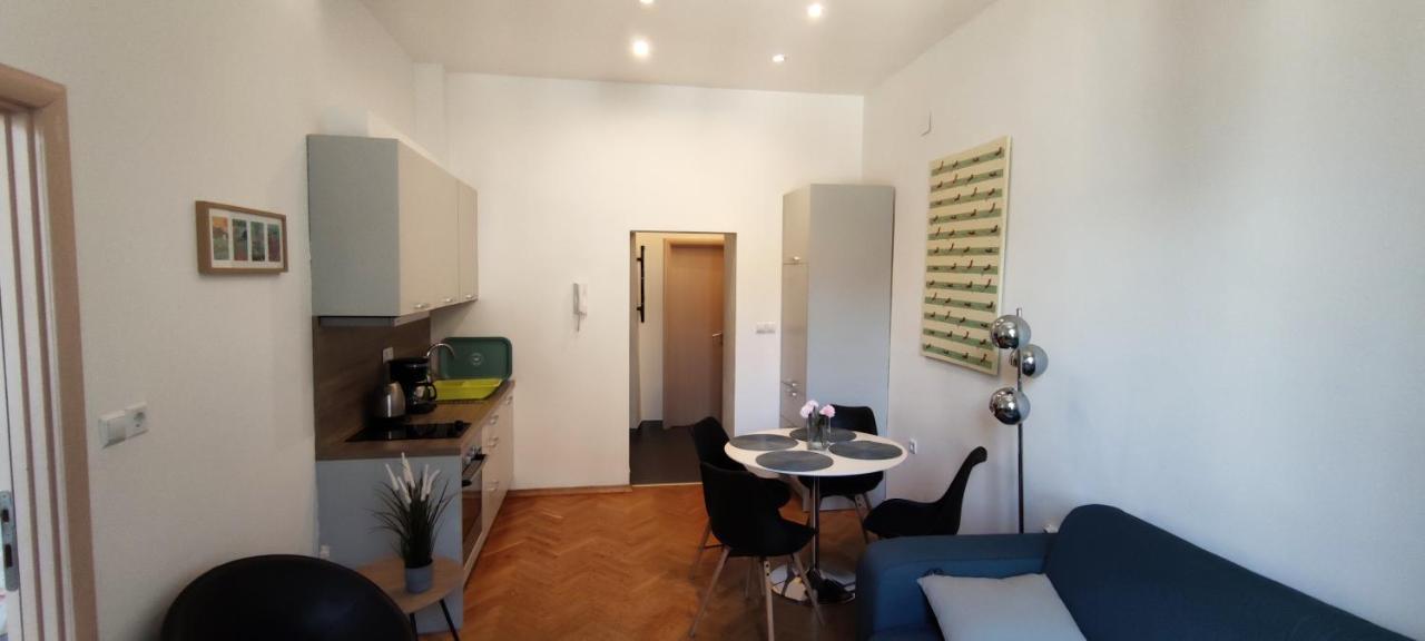 Apartment Milani With Private Garage Opatija Exterior photo